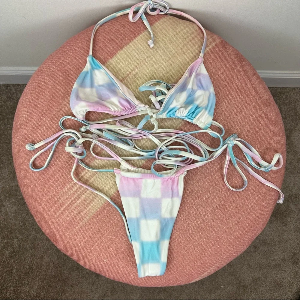 Frankie’s Bikinis x Alo Yoga Bikini